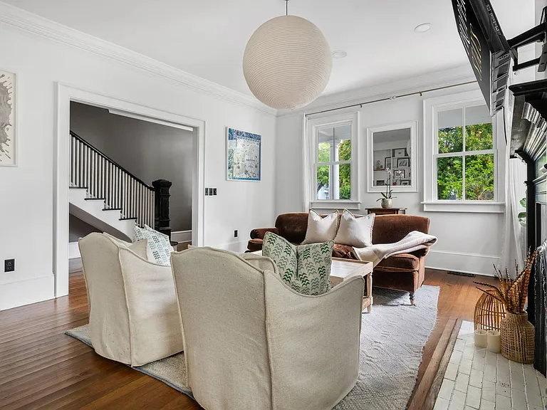 559 Rutledge Ave — Photo 8