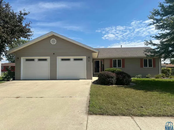 1531 13th Ave, Sheldon, IA 51201