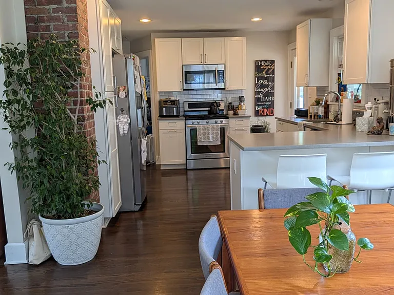21 Wintergreen Ave — Photo 4
