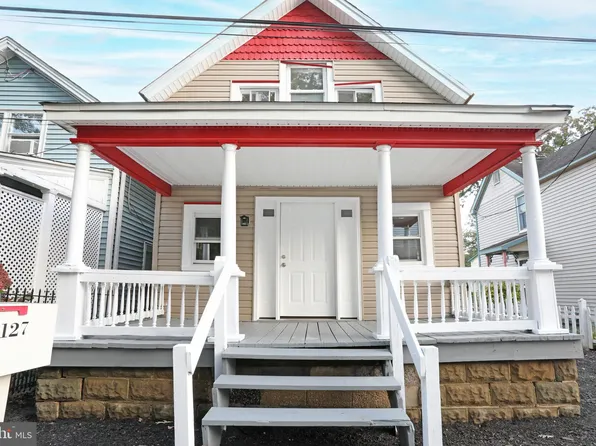 127 1st Ave, Pitman, NJ 08071