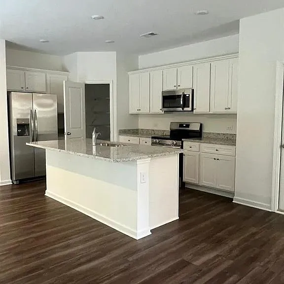705 Evergreen Rd — Photo 4