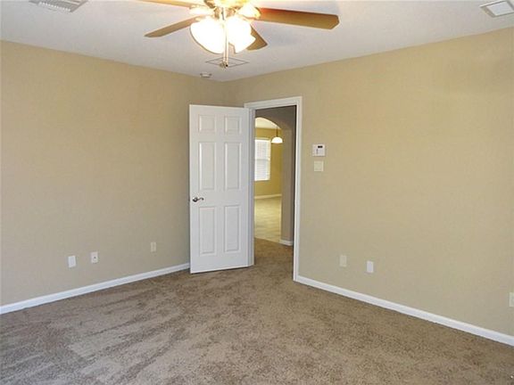 4th image of 5818 Plantation Crest Dr