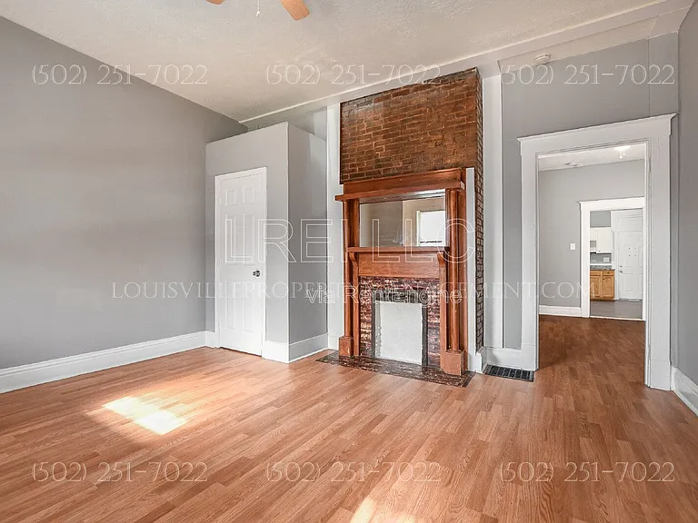 1821 Date St — Photo 2