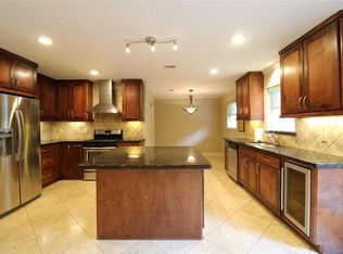 5406 Valkeith Dr, Houston, TX 77096