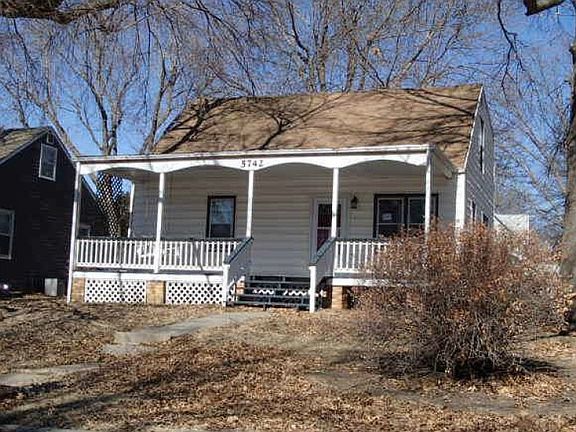 3rd image of 5742 Saylor St