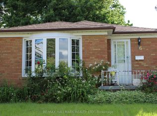 86 Golfhaven Dr Unit 2, Toronto, ON M1G 2E3