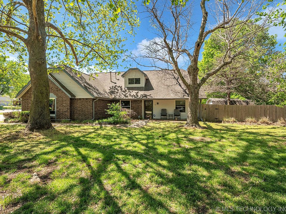 1st image of 7998 Pensacola Dr