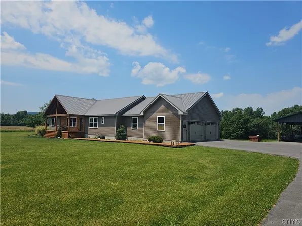 6095 McLaughlin Rd, Oriskany Falls, NY 13425