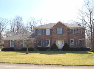 7443 Hollywood Dr, West Chester, OH 45069