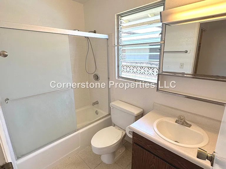 94-676 Makaamoamo Pl — Photo 5