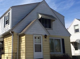 2929 S 33rd St, Milwaukee, WI 53215