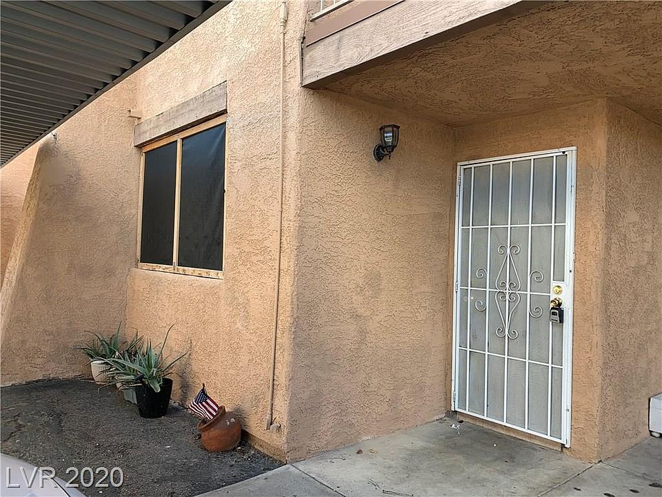 2nd image of 519 Fir St