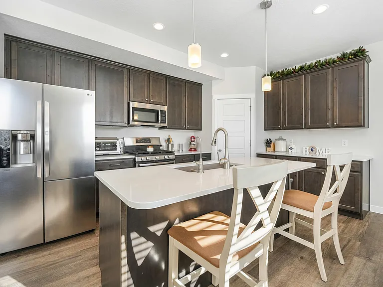 5193 W Copeland Dr — Photo 6