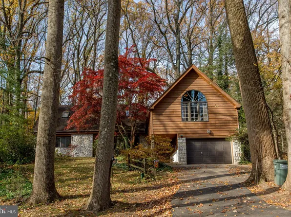 2604 Creek Rd, Langhorne, PA 19053
