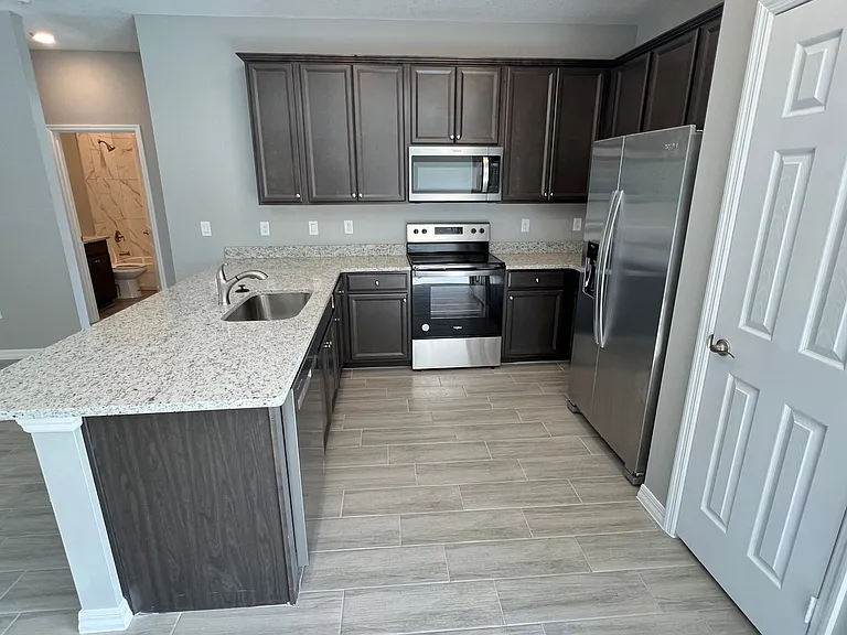 238 Silverfrost St SE — Photo 9