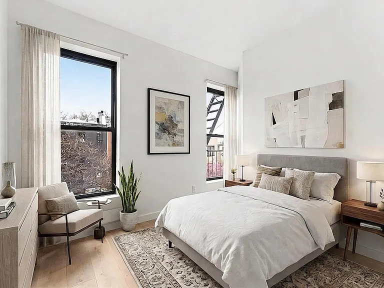 146 Nelson St #4 — Photo 3