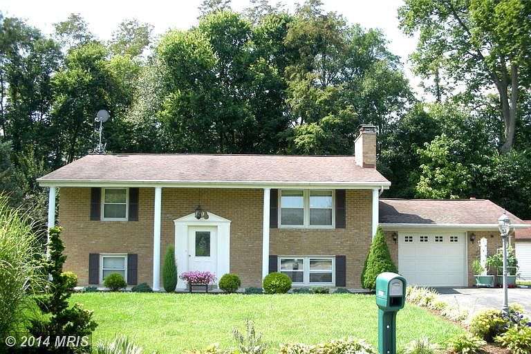 1st image of 17501 Old Stone Ct