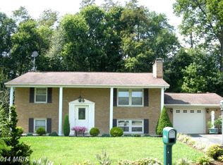 17501 Old Stone Ct, Hagerstown, MD 21740