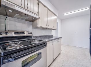 Oakview Heights, Toronto, ON M3N 1A2