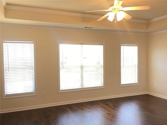 3rd image of 2428 Strand Ave
