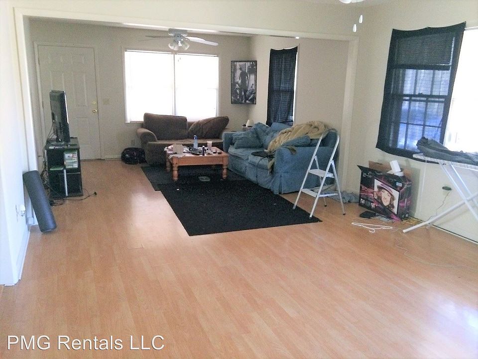 2nd image of 26 Henry St