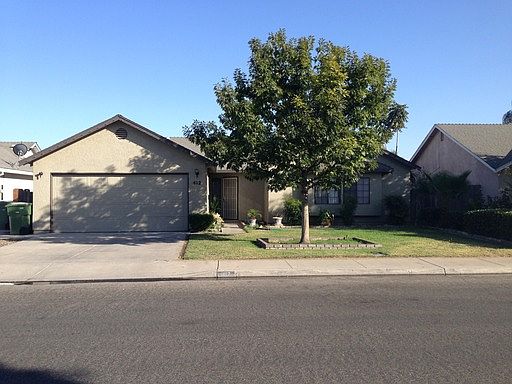 2nd image of 412 Villa Woods Dr