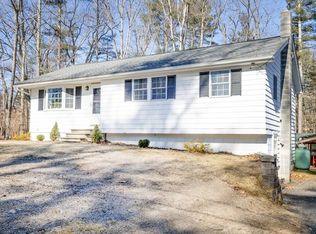 5 Buckeye Dr, Pelham, NH 03076
