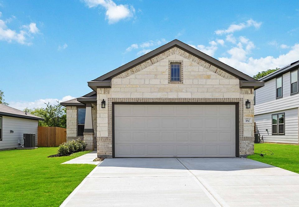 11752 Whirlaway Drive - Neches - Elevation C