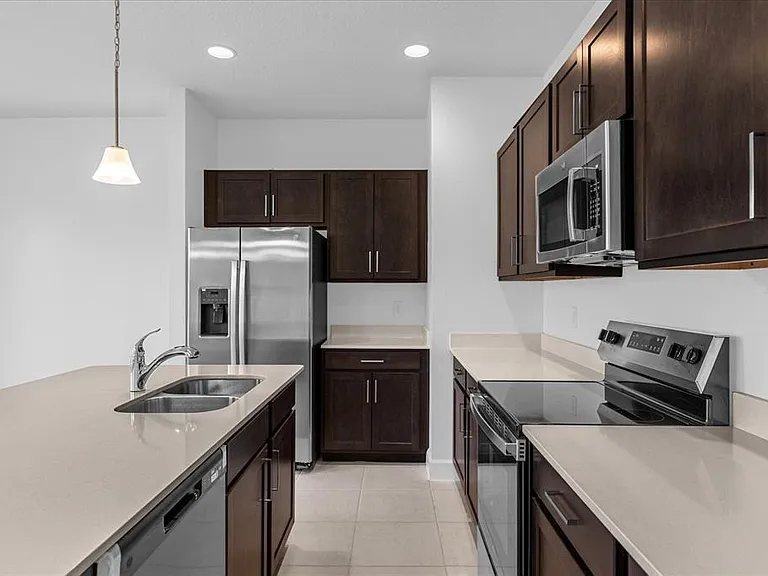 1336 Captiva Cv — Photo 7