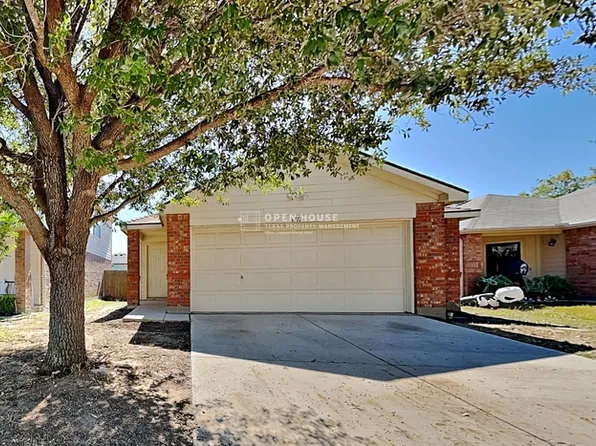 6712 Meadow Way Ln, Fort Worth, TX 76179