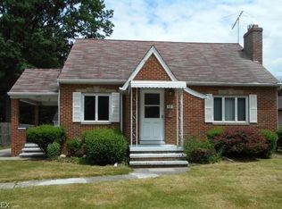 449 Fair St, Berea, OH 44017