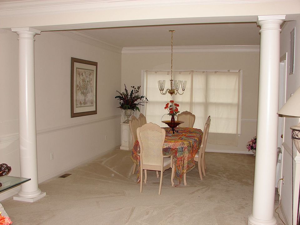 43690 Lucketts Bridge Cir, Ashburn, VA 20148 Zillow