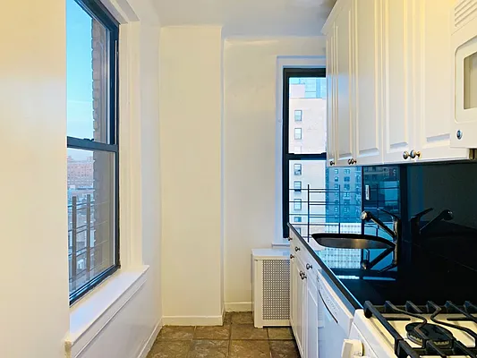 Rented by Rita S Citrin, LREB | media 25