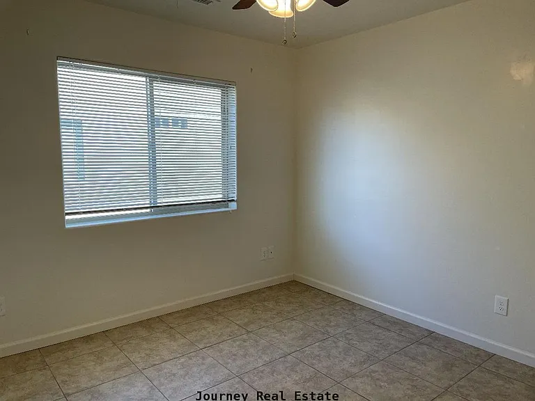 4469 N Miner Rd — Photo 7