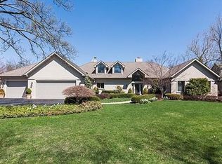 2233 Drury Ln, Northfield, IL 60093