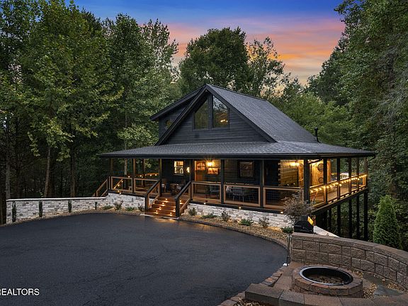 3rd image of 2705 Owls Cove Way