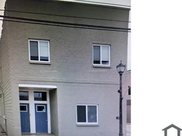 131 S Broad St, Griffith, IN 46319