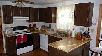 3rd image of 7391 Woodlow Dr