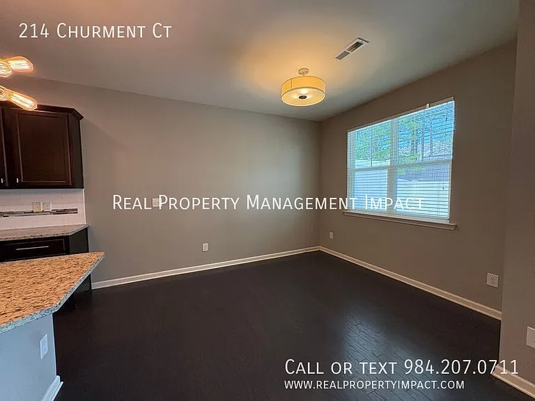 214 Churment Ct — Photo 12