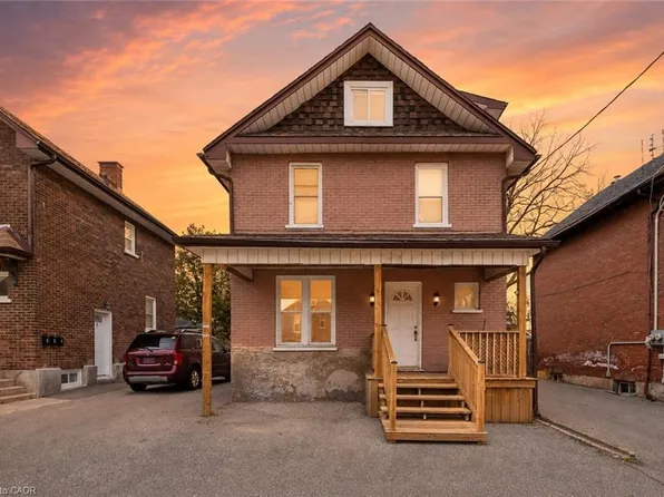 254 Bruce St, Oshawa, ON L1H 1R5
