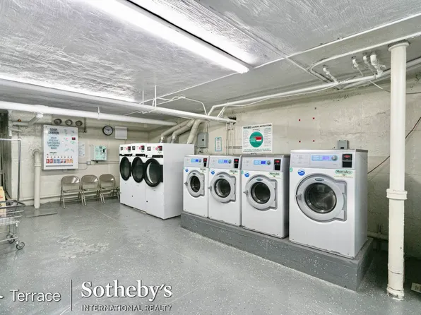 94-11 69th Avenue image 15 of 17