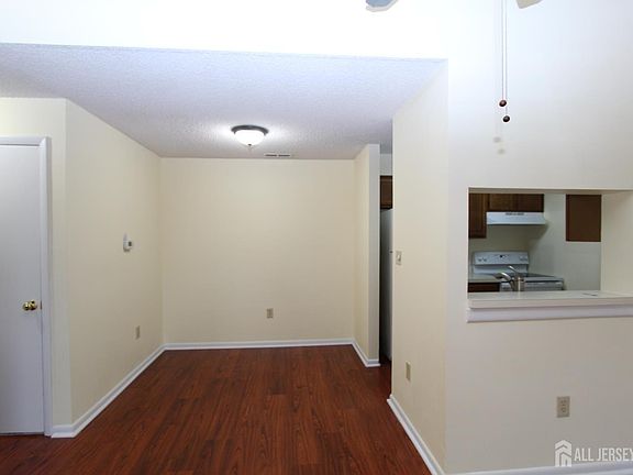 5th image of 5012 Ravens Crest Dr