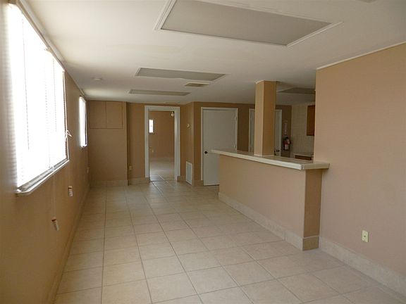 3rd image of 1 E San Carlos Ave #A