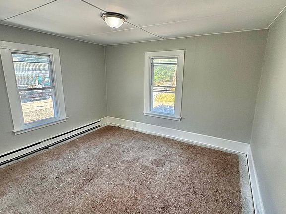 5th image of 504 Main St #2F