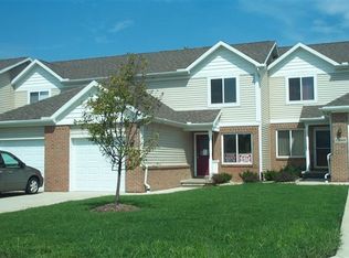 11345 Woodruff Lake Dr, Brighton, MI