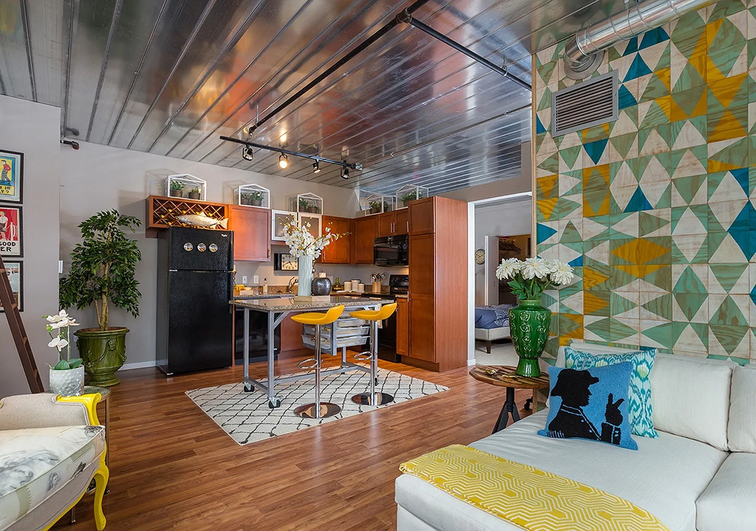 Ann Arbor City Club Apartments — Photo 1