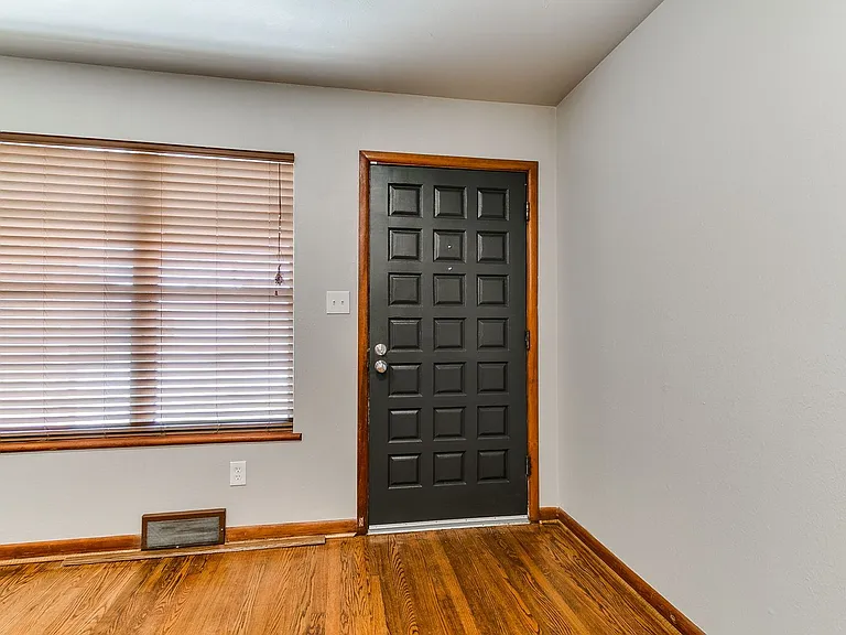 721 E Bouse Dr — Photo 28