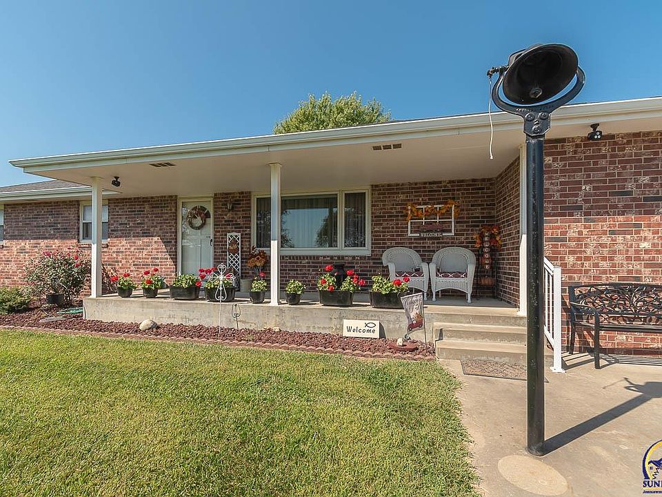 15535 S Fairlawn Rd, Scranton, KS 66537 Zillow