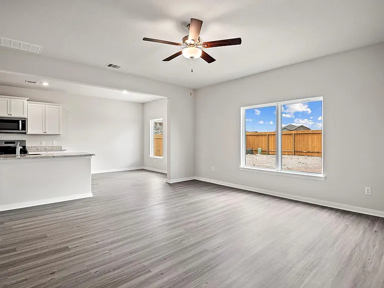 15646 Honey Cove Dr — Photo 2