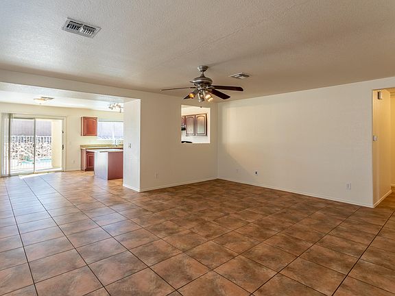 2nd image of 10553 S Silverbluff Dr
